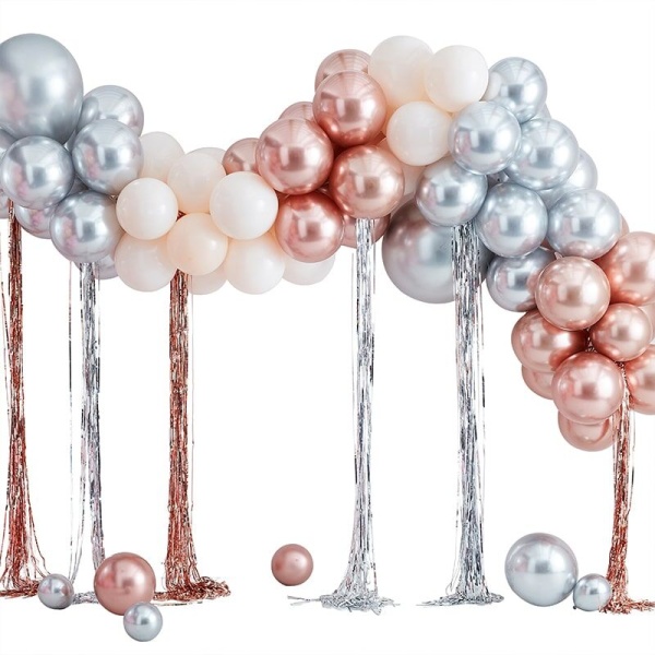 SADA balónikov na balónikový oblúk chróm/pastel s dekoračnými strapcami
