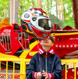 Balónek fóliový helma 51x53 cm