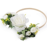 Dekorácia svadobný Kruh s kvetmi krémový 19,5 cm