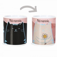 Hrnek meniaci sa s eskm npisom "Maminko, dkuji"