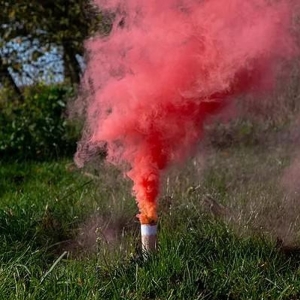 Kouov bomba Je to holka rov 23 cm