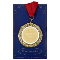 Prianie s medailou "Oslavenec roku" (Oslávenec roka)