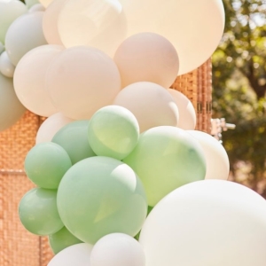Sada balónků na balónkový oblouk Světle zelená/nude/bílá