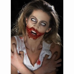 Set latexov make-up a krev