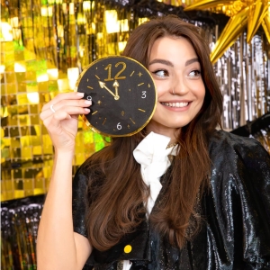 Ubrousky pap�rov� novoro�n� hodiny �erno-zlat� 10 ks