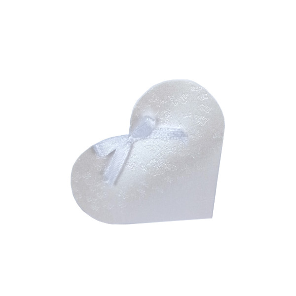 E-shop Krabička perleťová Srdiečko s motýliky na pralinku 9 x 10 x 2,5 cm